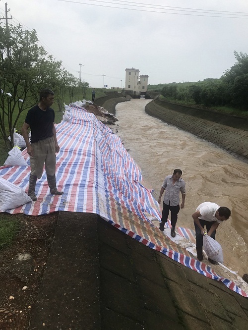 坚持人民至上,守护灌区安澜— 省袁管局防汛纪实 坚持人民至上,守护灌区安澜— 省袁管局防汛纪实