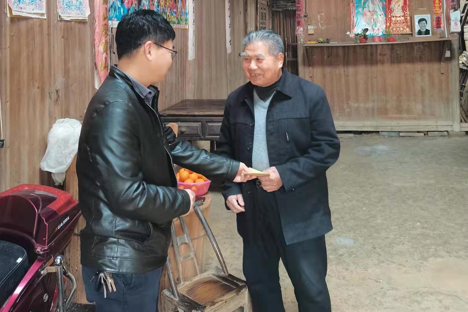 省袁管局开展新春走访慰问活动