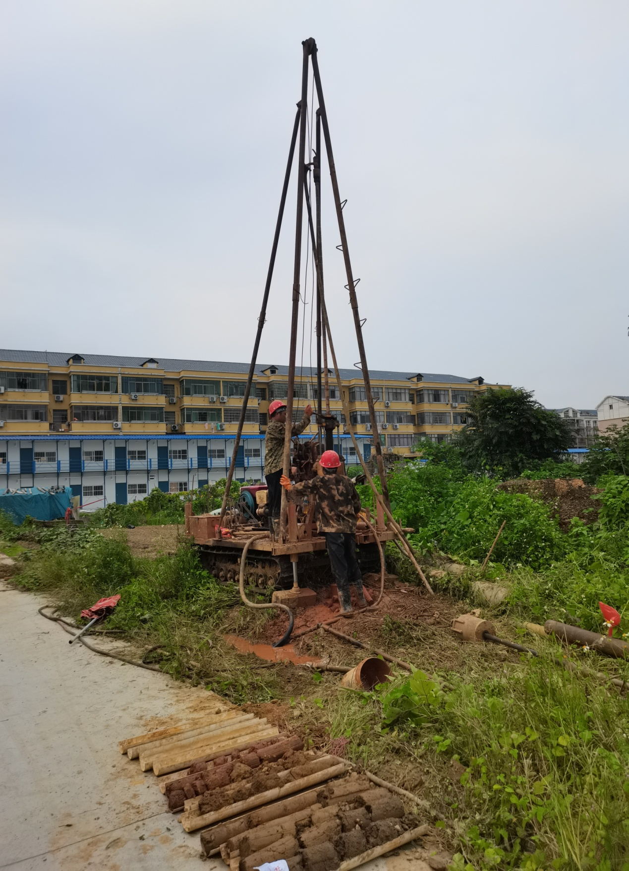 赣西仓库建设项目完成现场地质勘查工作