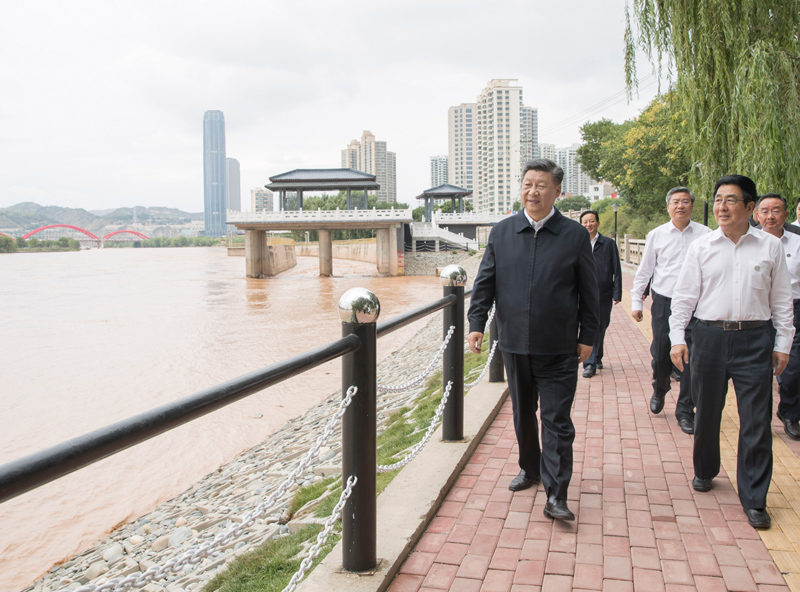 习近平在甘肃考察时强调 坚定信心开拓创新真抓实干 团结一心开创富民兴陇新局面