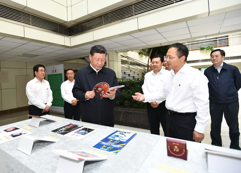 习近平在甘肃考察时强调 坚定信心开拓创新真抓实干 团结一心开创富民兴陇新局面