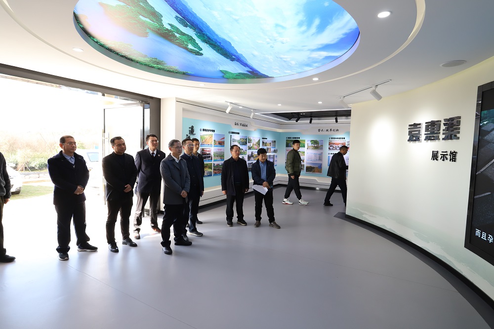 新余市副市长、袁惠渠市级河长贺利华赴袁惠渠巡河督导