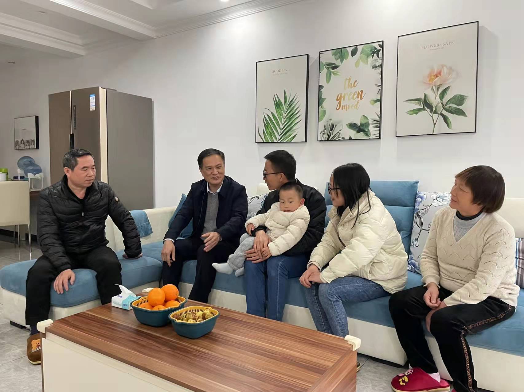 政治家访|架起连心桥·共画同心圆
