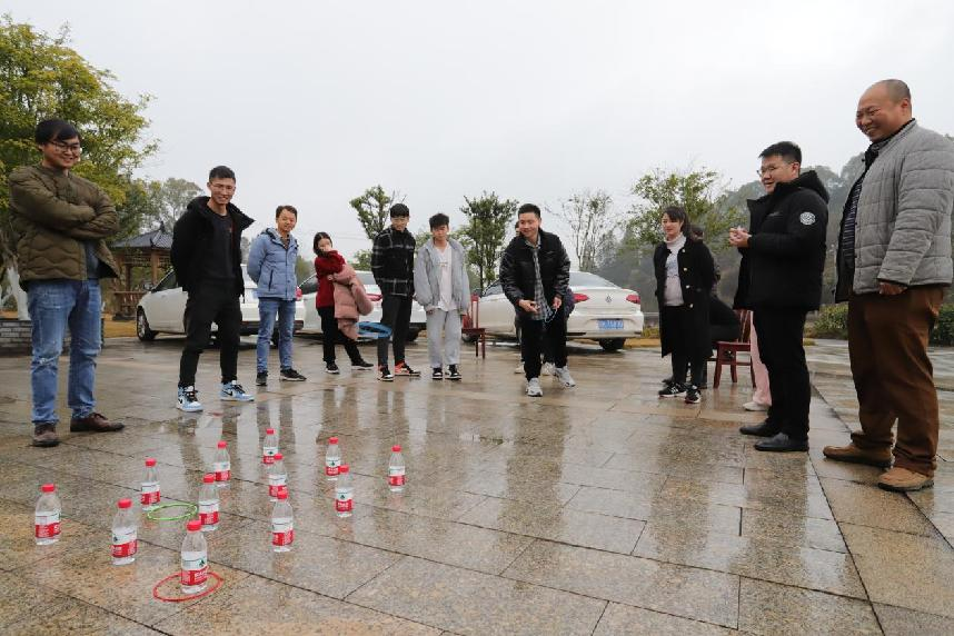 省袁管局组织开展“我们的节日”之迎新春系列活动