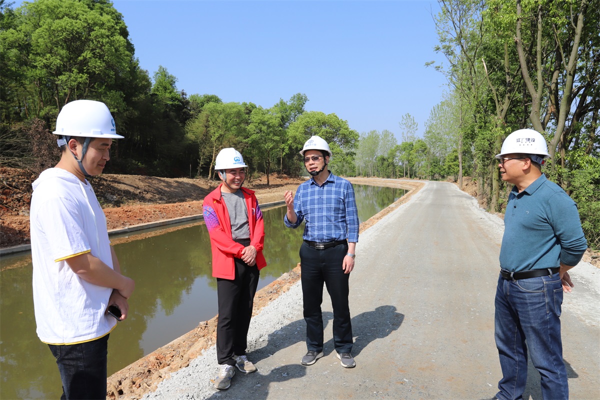 李效文督导“十四五”续建配套与现代化改造2021年度项目扫尾工作