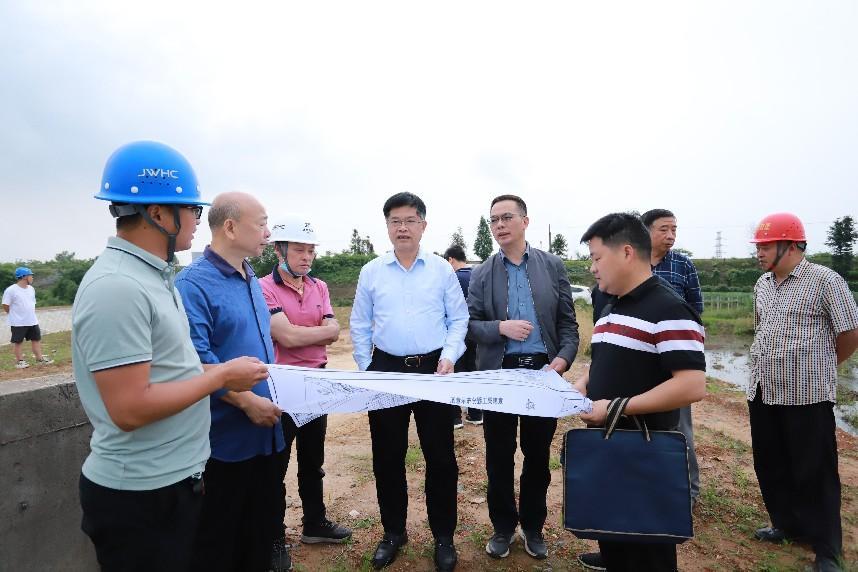 廖瑞钊调研指导袁惠渠灌区工作 廖瑞钊调研指导袁惠渠灌区工作