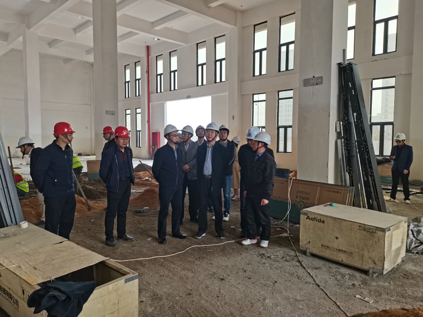 徐卫明检查赣西仓库项目建设和汛前准备工作
