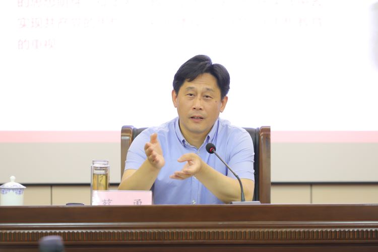 蔡勇到省袁管局讲授主题教育专题党课