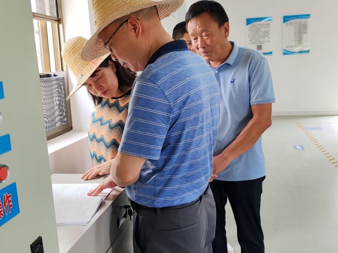 省水利厅农水处检查指导省袁管局 安全生产风险专项整治工作