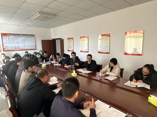 省袁管局开展2023年第四期青年干部理论学习研讨