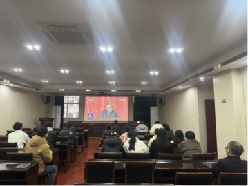省袁管局组织收听收看十四届全国人大二次会议开幕会