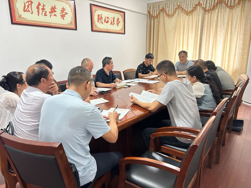 省袁管局督导深入贯彻中央八项规定精神学习教育